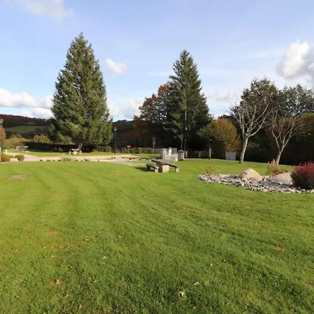 Renove Au Bord Du Lac, 3 Ch, Jardin, Tv, Internet, Activites Nautiques, 6 Pers, Animaux Admis - Fr-1-742-404 * Saint-Gerons