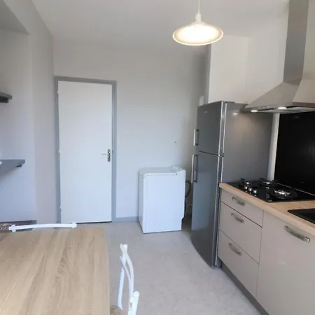 Renove Au Bord Du Lac, 3 Ch, Jardin, Tv, Internet, Activites Nautiques, 6 Pers, Animaux Admis - Fr-1-742-404 Saint-Gerons